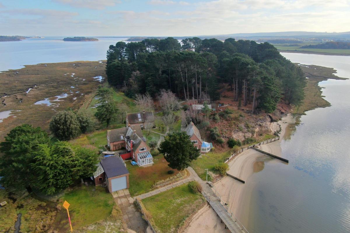 Poole Harbour S Robinson Crusoe Goes On The Market Bournemouth