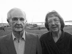 GERWYN (Bob) & MARY ROBERTS