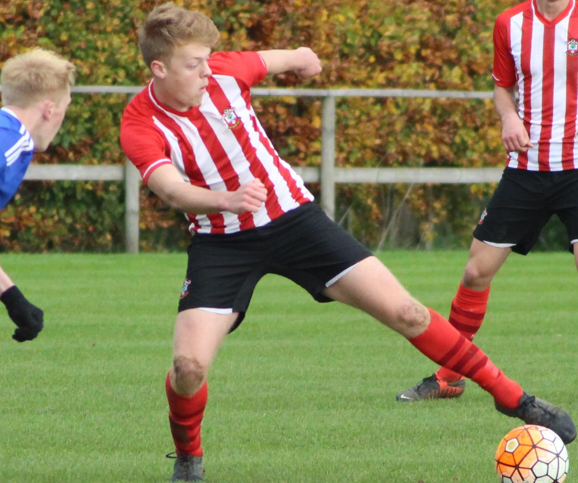 Football Bournemouth S Adam Grange Wins England Schoolboys Call Up Bournemouth Echo